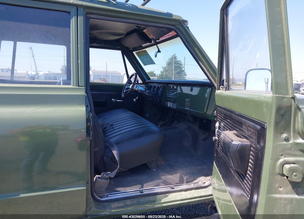 1969 CHEVROLET SUBURBAN VIN: KE149Z879312