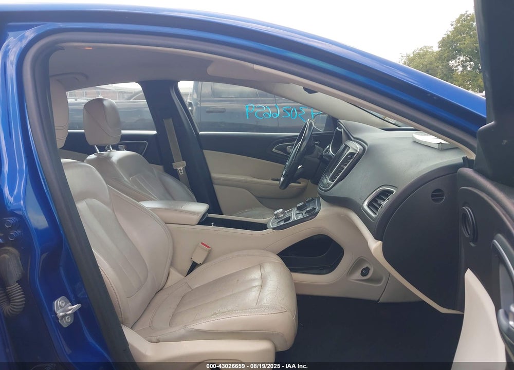 2017 CHRYSLER 200 VIN: 1C3CCCAB3HN506317
