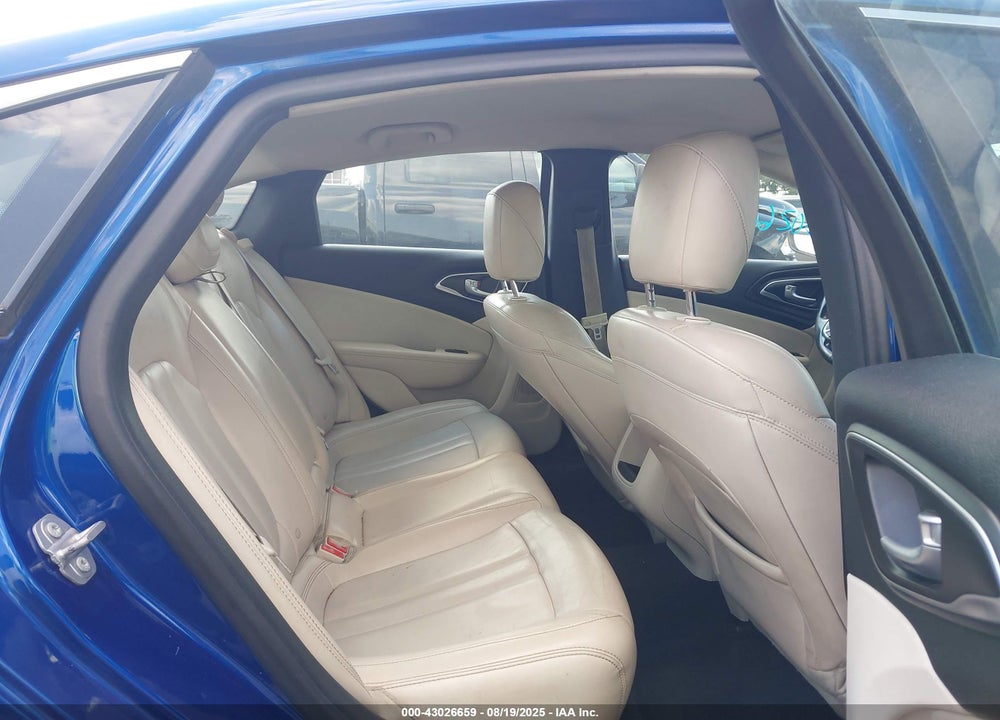 2017 CHRYSLER 200 VIN: 1C3CCCAB3HN506317