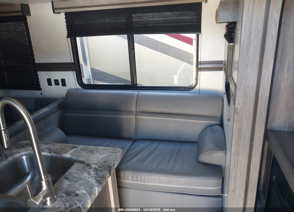 2022 ZINGER TRAVEL TRAILER VIN: 4YDTZRR28NS373727