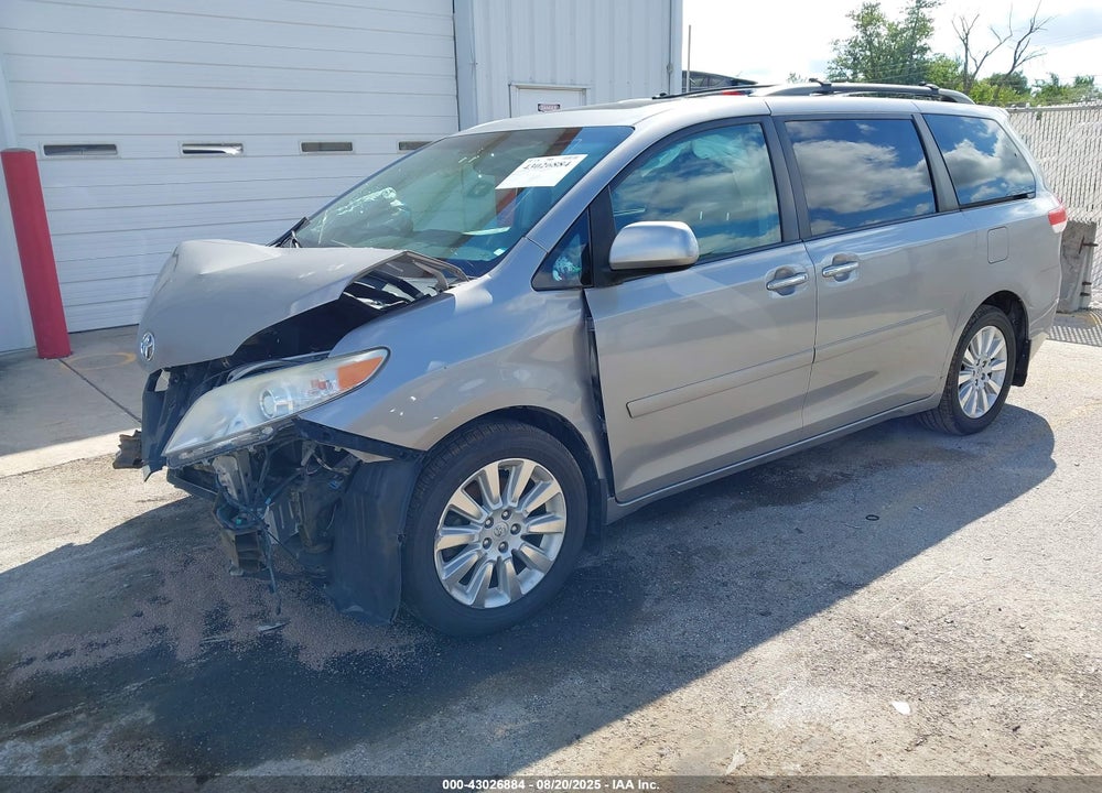 2013 TOYOTA SIENNA XLE 7 PASSENGER VIN: 5TDDK3DC3DS056289
