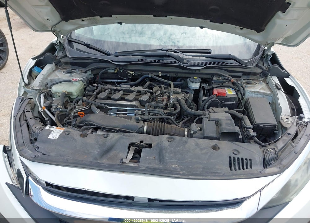 2018 HONDA CIVIC VIN: 2HGFC1F33JH641568