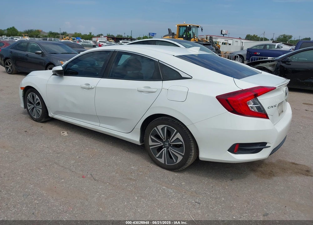 2018 HONDA CIVIC VIN: 2HGFC1F33JH641568