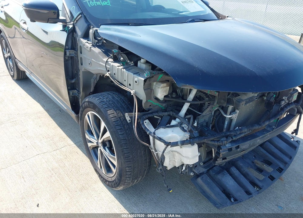 2017 NISSAN ROGUE VIN: JN8AT2MT0HW407387