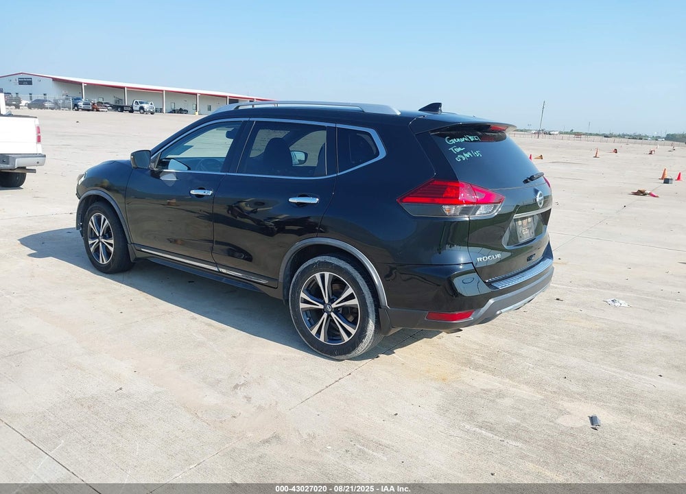 2017 NISSAN ROGUE VIN: JN8AT2MT0HW407387