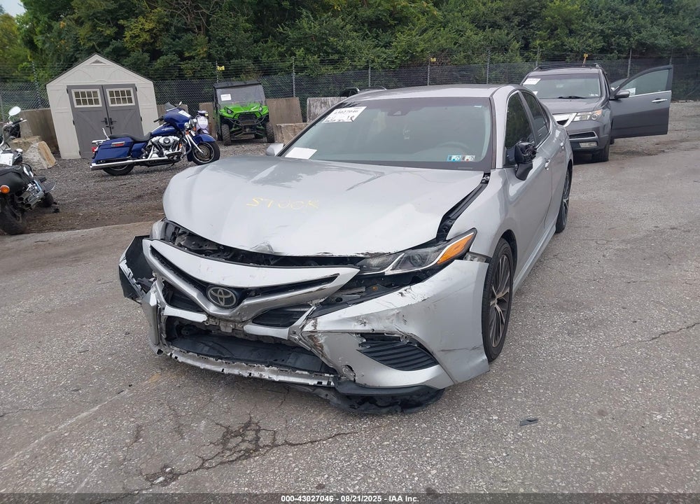 2018 TOYOTA CAMRY VIN: 4T1B11HK5JU626666