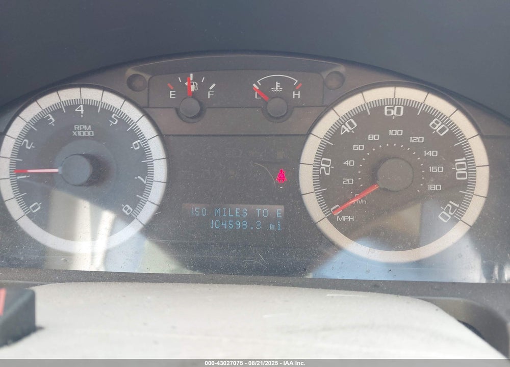 2008 FORD ESCAPE XLT VIN: 1FMCU93138KB42204