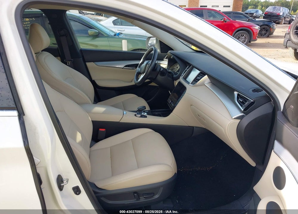 2019 INFINITI QX50 VIN: 3PCAJ5M12KF145370