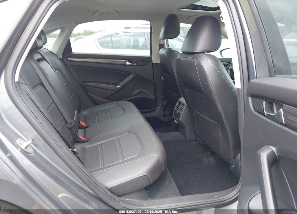 2020 VOLKSWAGEN PASSAT 2.0T R-LINE VIN: 1VWMA7A30LC021222