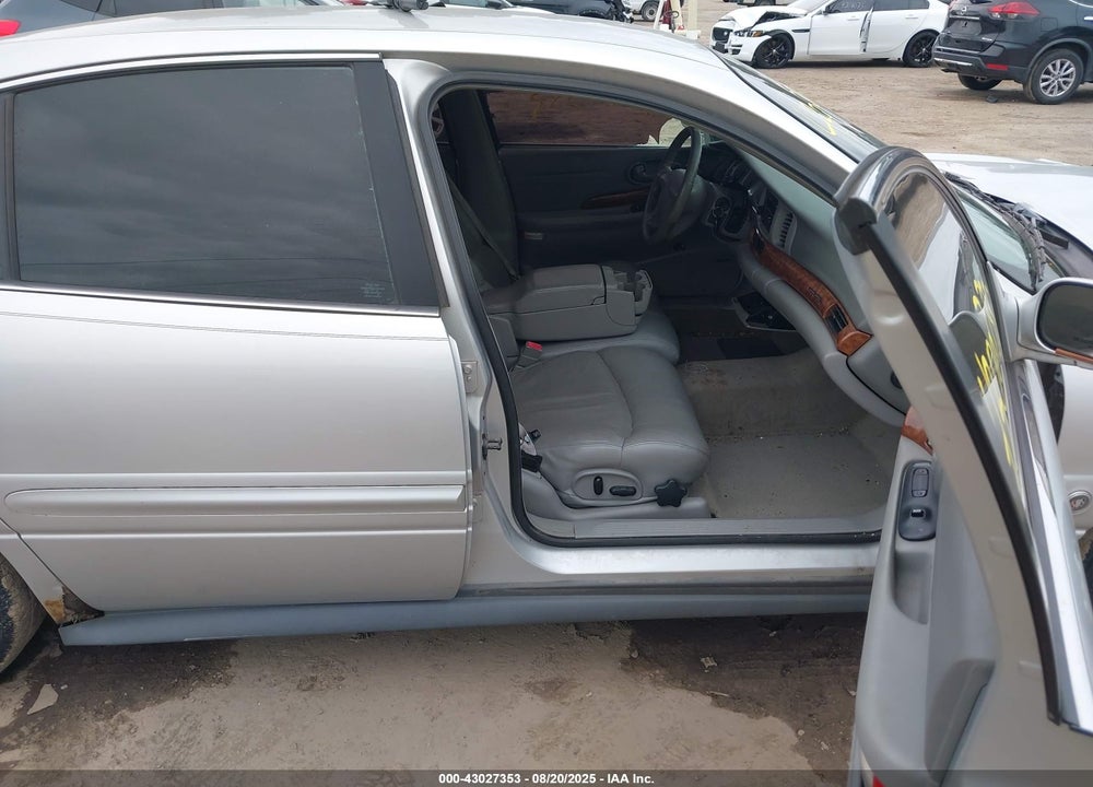 2001 BUICK LESABRE LIMITED VIN: 1G4HR54K01U300158