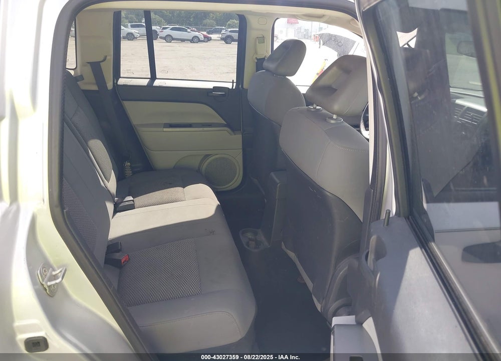 2007 JEEP COMPASS VIN: 1J8FT47W47D384587