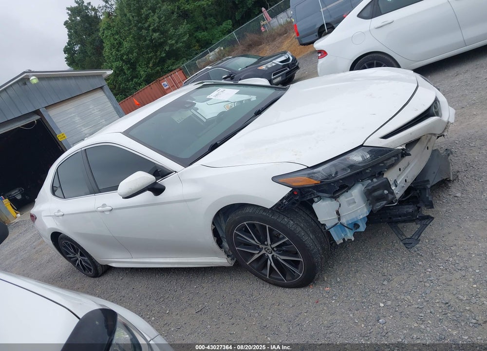 2021 TOYOTA CAMRY VIN: 4T1G11AK4MU577920
