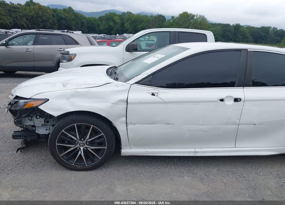 2021 TOYOTA CAMRY VIN: 4T1G11AK4MU577920