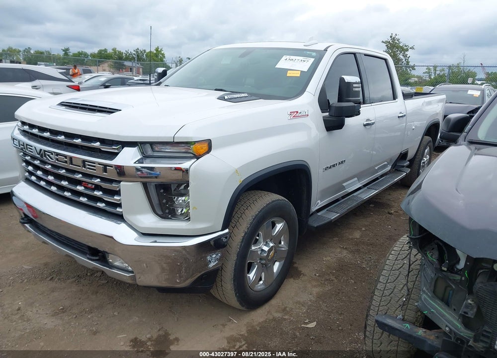 2021 CHEVROLET SILVERADO 3500HD 4WD  LONG BED LTZ VIN: 1GC4YUEY4MF316021