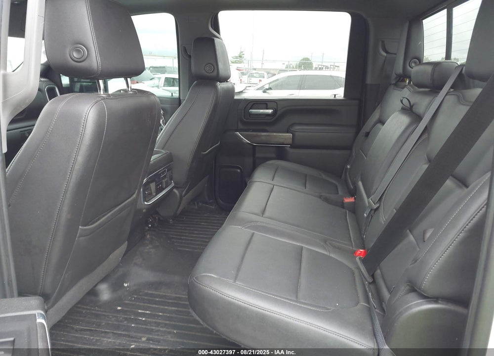 2021 CHEVROLET SILVERADO 3500HD 4WD  LONG BED LTZ VIN: 1GC4YUEY4MF316021