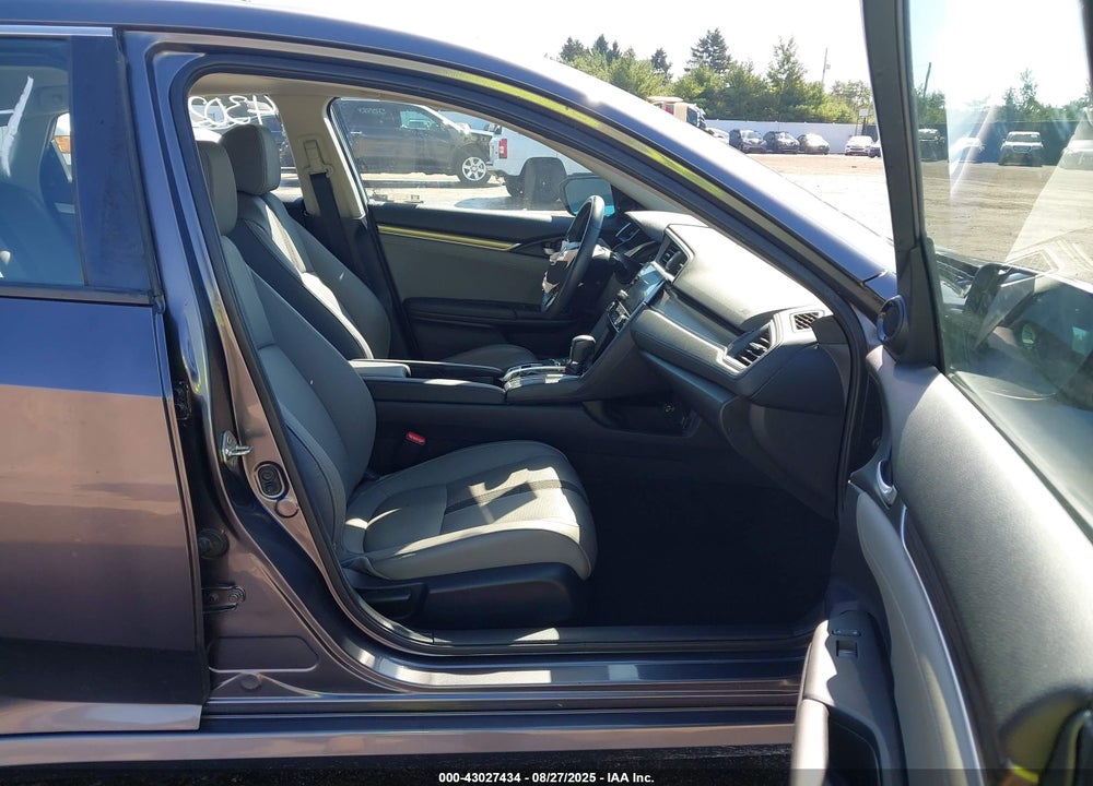 2019 HONDA CIVIC VIN: 19XFC1F76KE008237