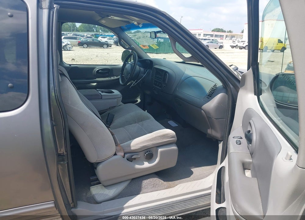 2002 FORD F-150 LARIAT/XL/XLT VIN: 1FTRX17W12NA04051