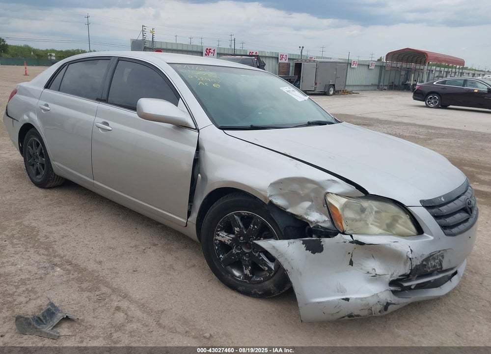 2005 TOYOTA AVALON XL VIN: 4T1BK36B85U038407