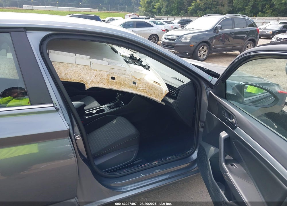2025 VOLKSWAGEN JETTA VIN: 3VW5X7BU8SM045419