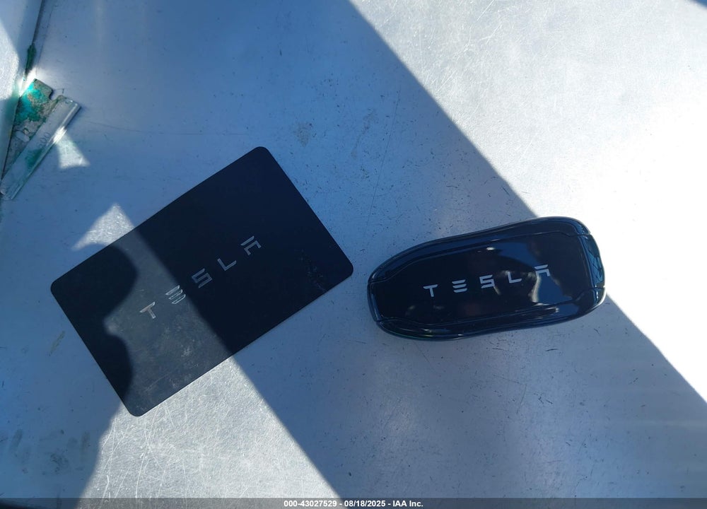 2021 TESLA MODEL Y PERFORMANCE DUAL MOTOR ALL-WHEEL DRIVE VIN: 5YJYGDEFXMF140888