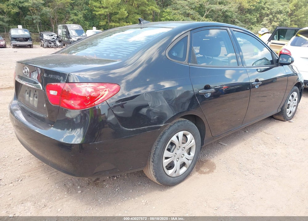 2010 HYUNDAI ELANTRA VIN: KMHDU4AD2AU176861