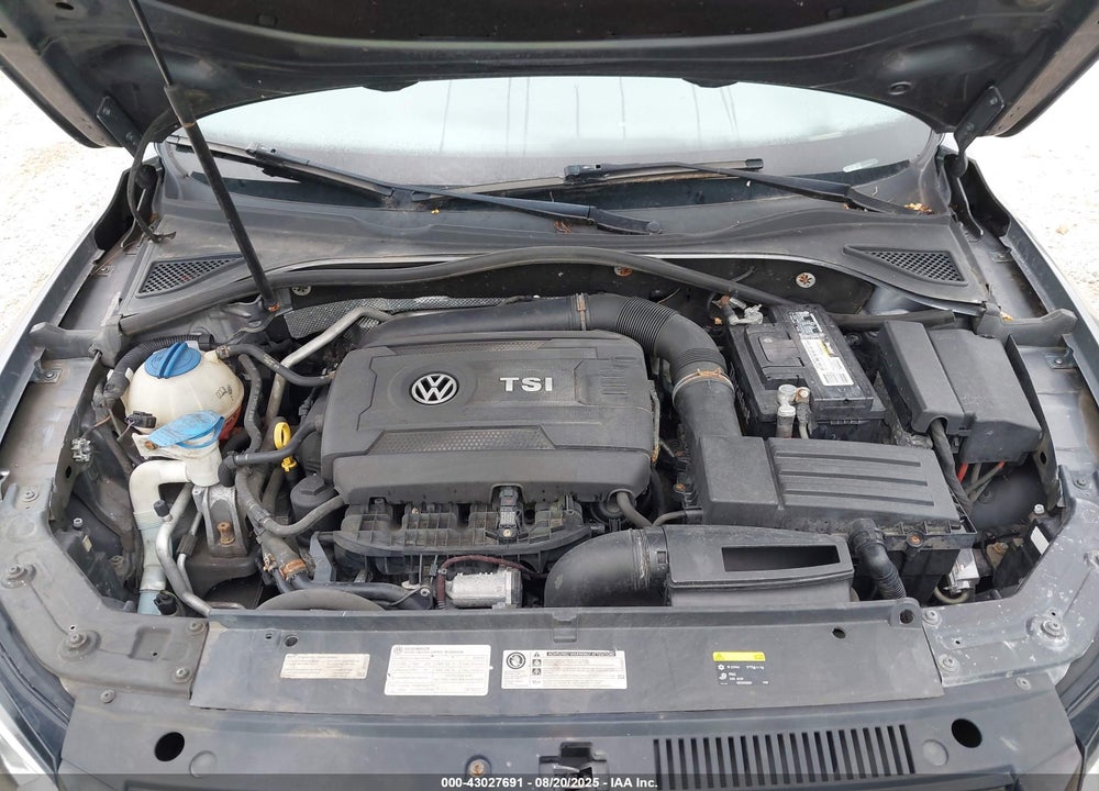 2015 VOLKSWAGEN PASSAT VIN: 1VWBT7A34FC050597