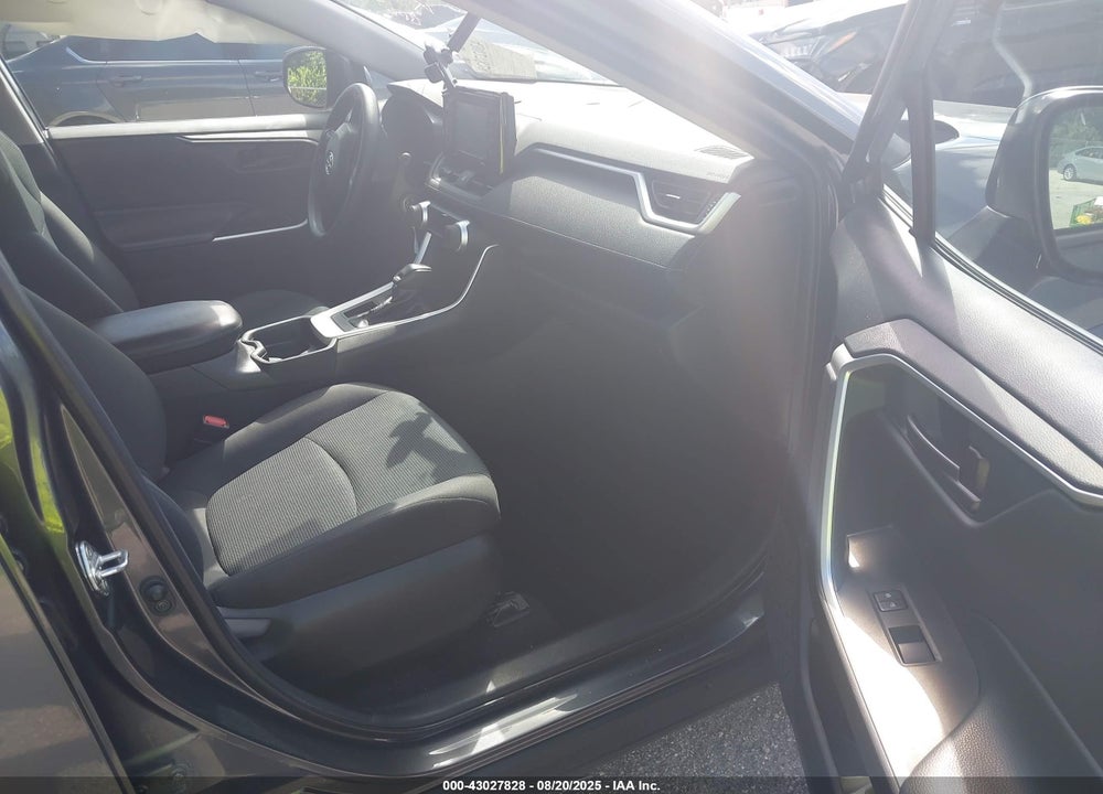 2020 TOYOTA RAV4 VIN: 2T3H1RFV1LC055999