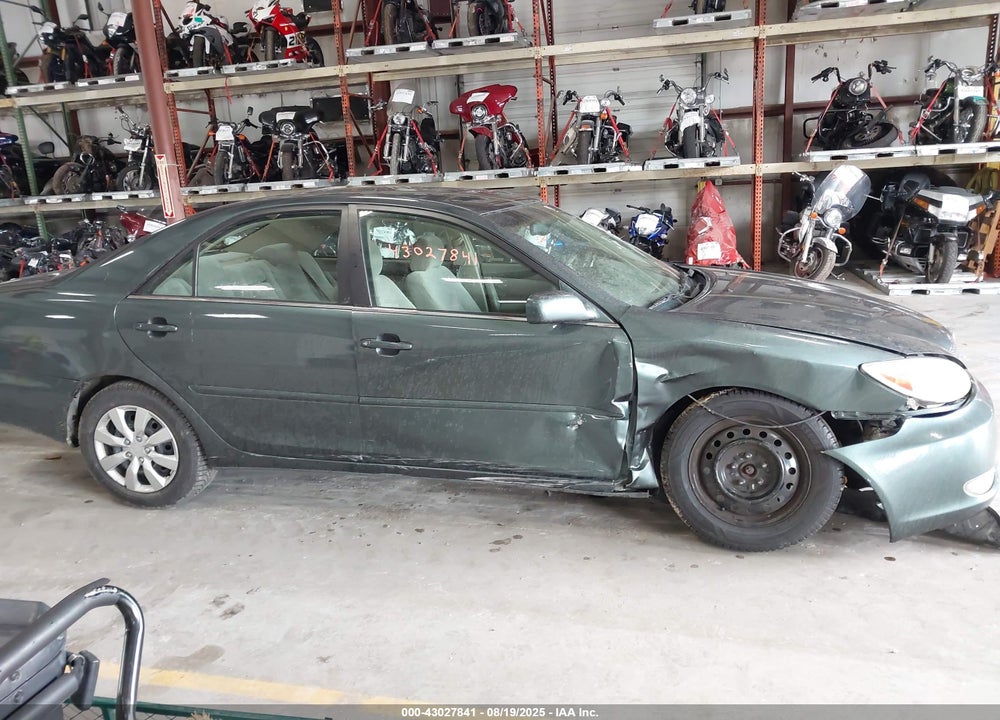 2004 TOYOTA CAMRY XLE VIN: 4T1BE30K54U297970