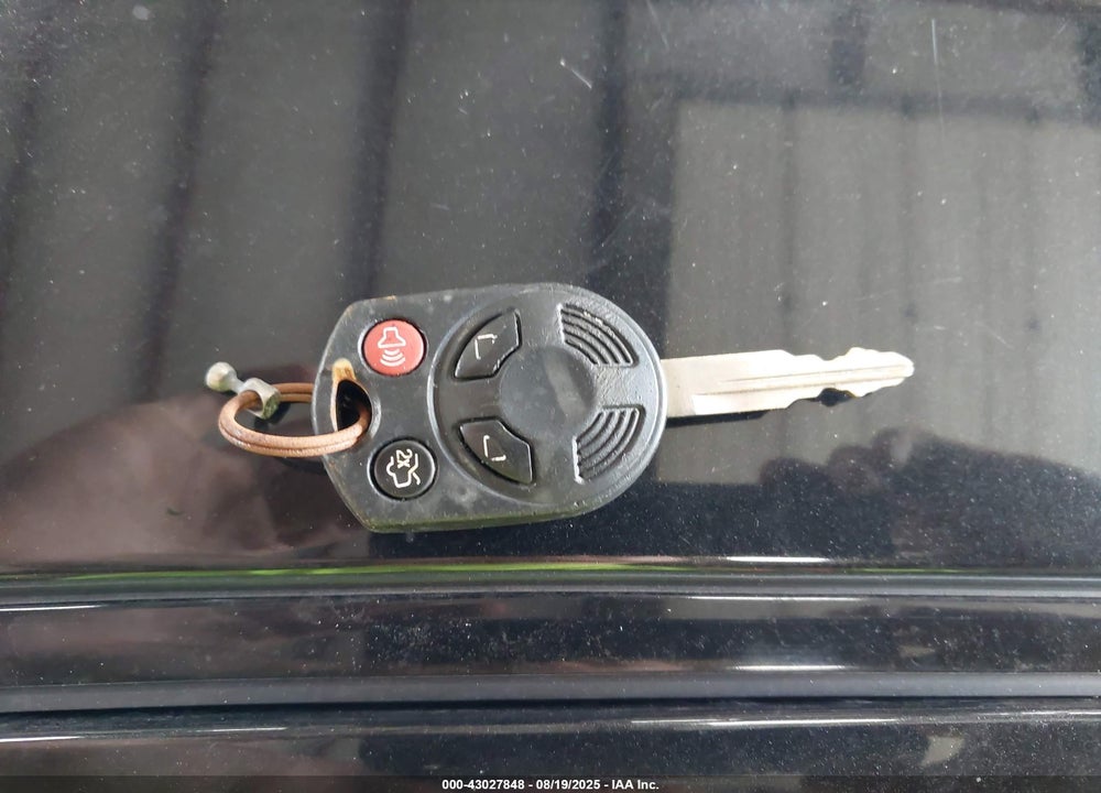 2010 FORD FUSION VIN: 3FADP0L3XAR220854