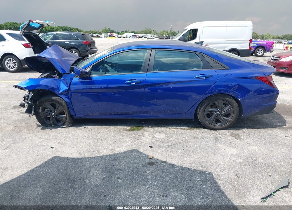 2023 HYUNDAI ELANTRA VIN: 5NPLM4AG1PH103719