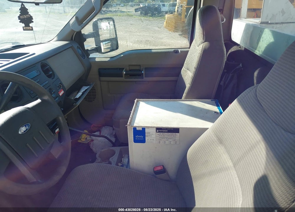2008 FORD F-450 CHASSIS XL/XLT VIN: 1FDXF46YX8EA55325