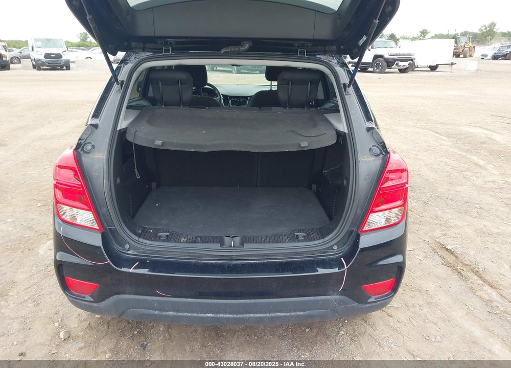 2019 CHEVROLET TRAX VIN: 3GNCJKSB0KL331923