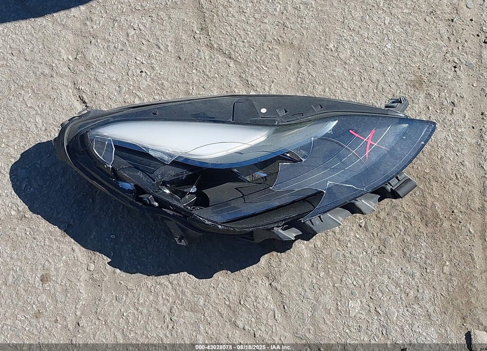 2022 TESLA MODEL 3 VIN: 5YJ3E1EB4NF269643
