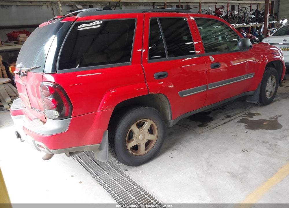 2002 CHEVROLET TRAILBLAZER LT VIN: 1GNDT13S622240499