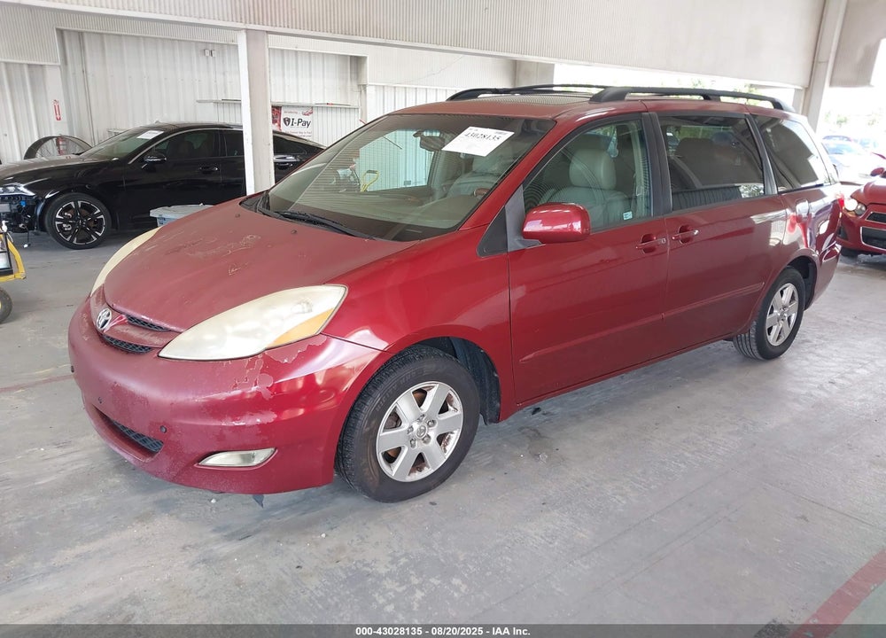 2010 TOYOTA SIENNA XLE VIN: 5TDYK4CC0AS319276