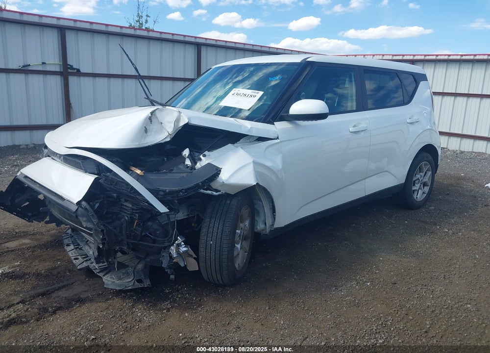 2023 KIA SOUL LX VIN: KNDJ23AU1P7888065