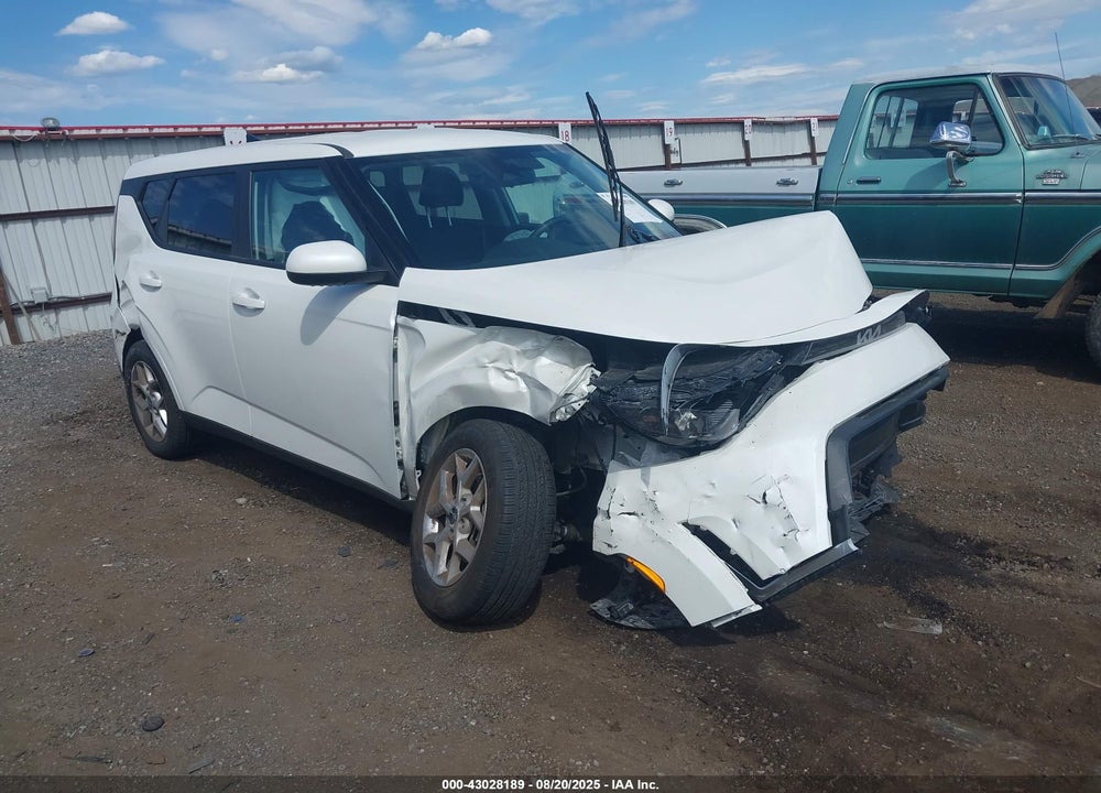 2023 KIA SOUL LX VIN: KNDJ23AU1P7888065