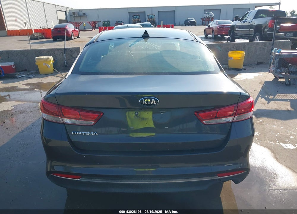 2017 KIA OPTIMA VIN: 5XXGT4L33HG124244