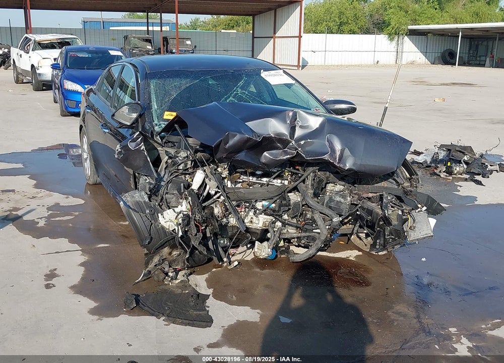 2017 KIA OPTIMA VIN: 5XXGT4L33HG124244
