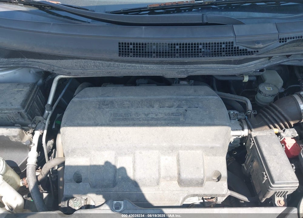 2016 HONDA ODYSSEY EXL VIN: 5FNRL5H65GB137936