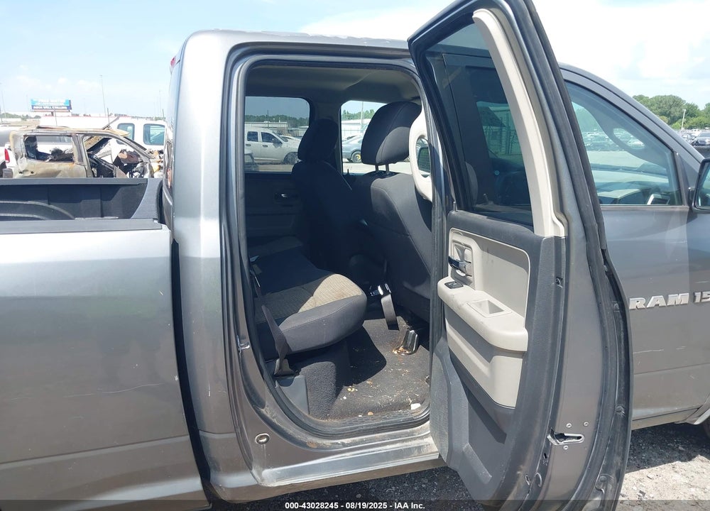 2011 RAM 1500 SLT VIN: 1D7RB1GP7BS631853