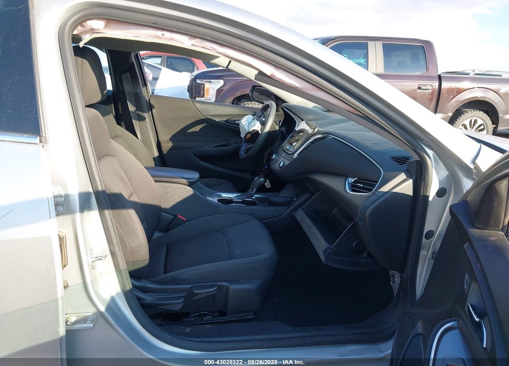 2020 CHEVROLET MALIBU VIN: 1G1ZD5ST9LF054228