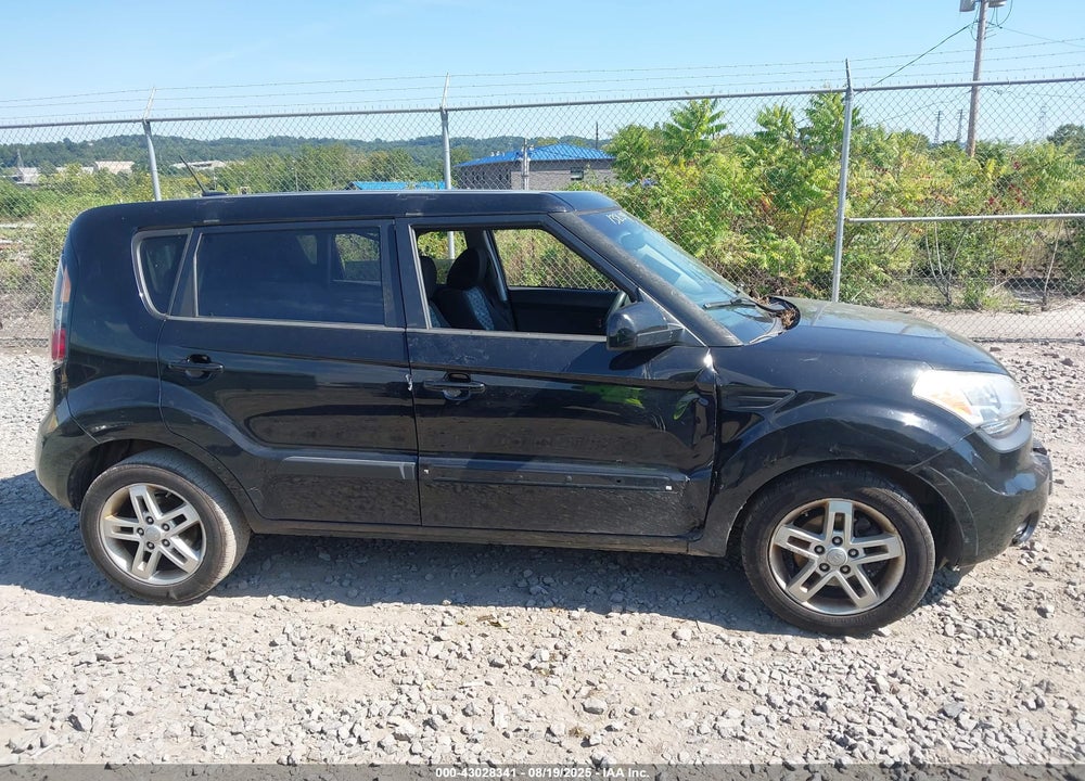 2011 KIA SOUL VIN: KNDJT2A27B7345575