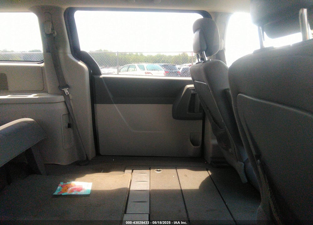 2010 DODGE GRAND CARAVAN SE VIN: 2D4RN4DE3AR419010