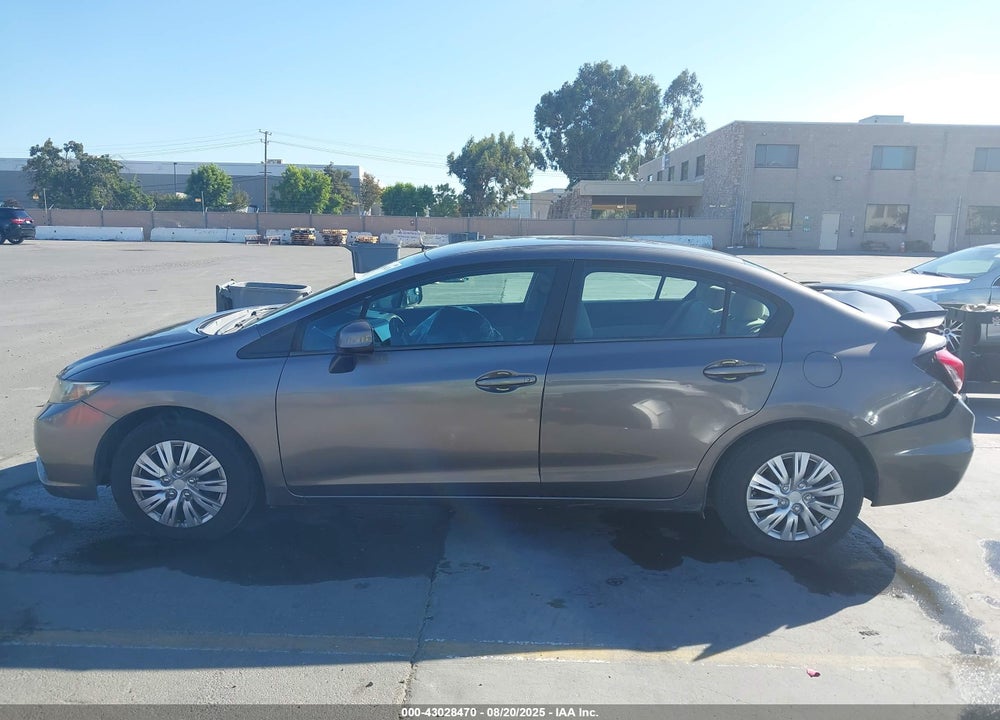 2013 HONDA CIVIC LX VIN: 19XFB2F56DE047890