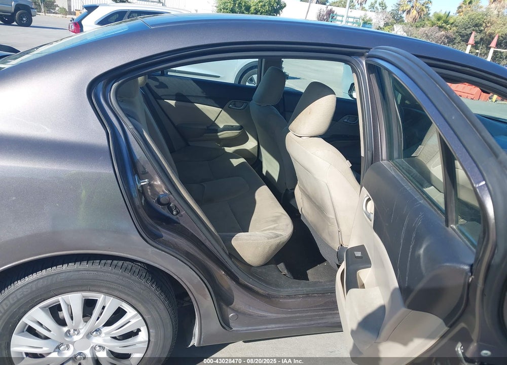 2013 HONDA CIVIC LX VIN: 19XFB2F56DE047890