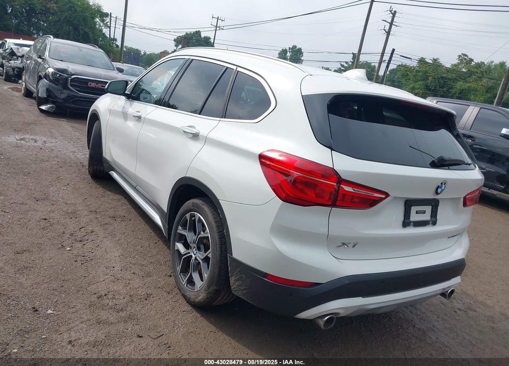 2021 BMW X1 VIN: WBXJG7C07M5T46952