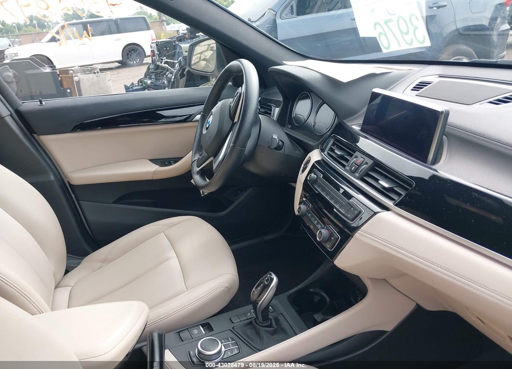 2021 BMW X1 VIN: WBXJG7C07M5T46952