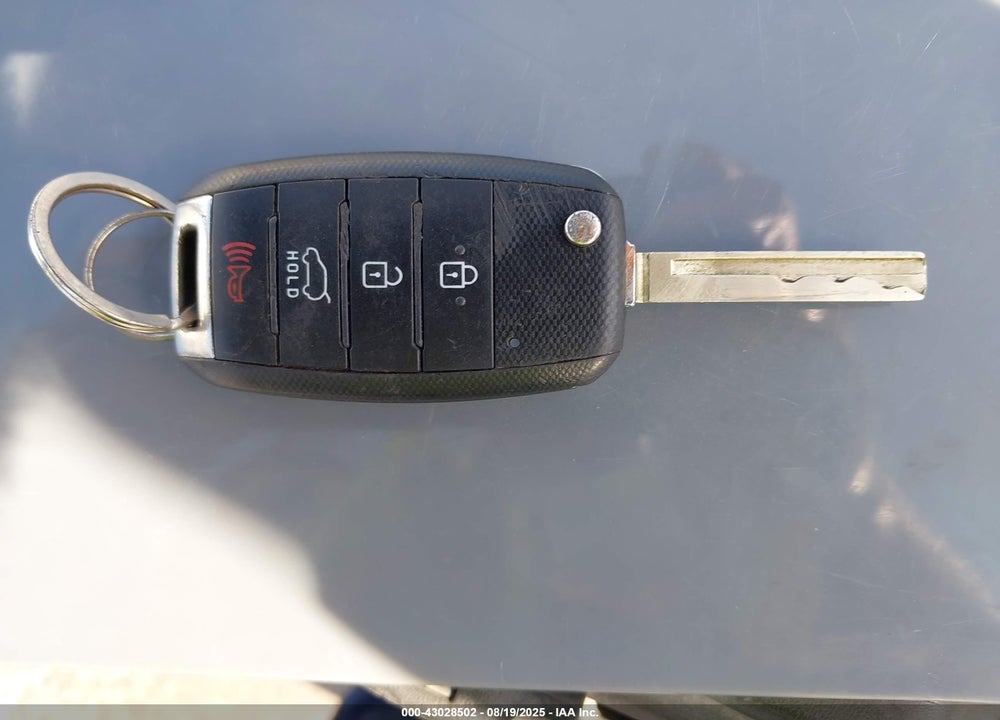 2019 KIA SORENTO VIN: 5XYPG4A5XKG467404
