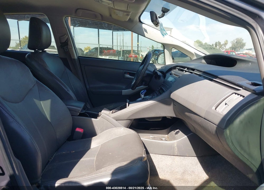 2011 TOYOTA PRIUS VIN: JTDKN3DU6B5335178